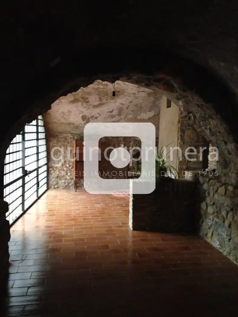 Casa o chalet en venta en Navata con Terraza y Amueblado