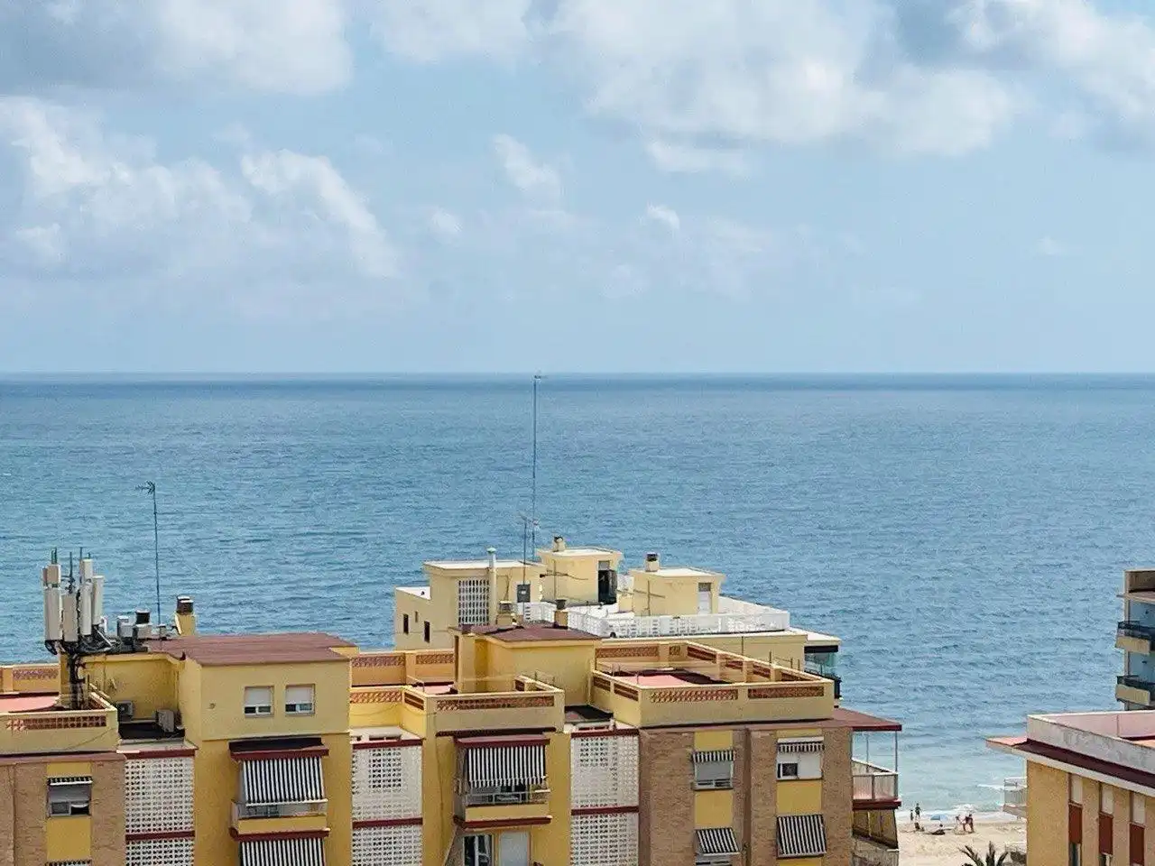 Exterior view of Flat for sale in Sueca  with Air Conditioner, Private garden and Storage room