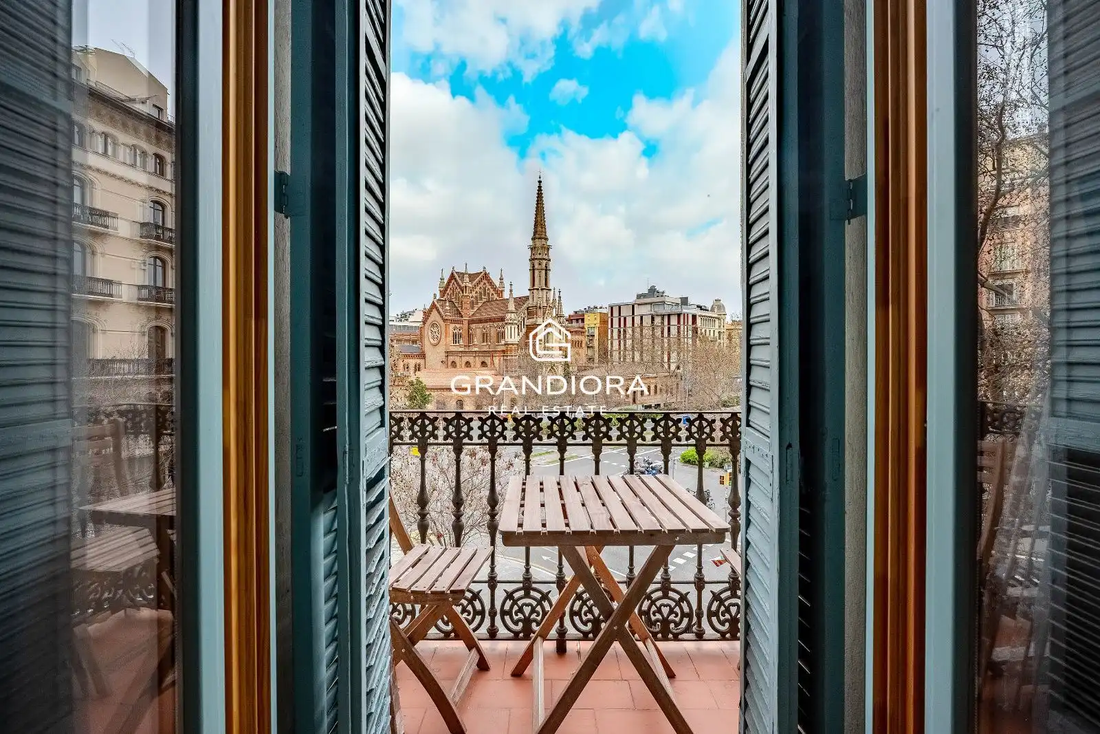 Appartamento con terrazza in vendita a Eixample, imagen 2