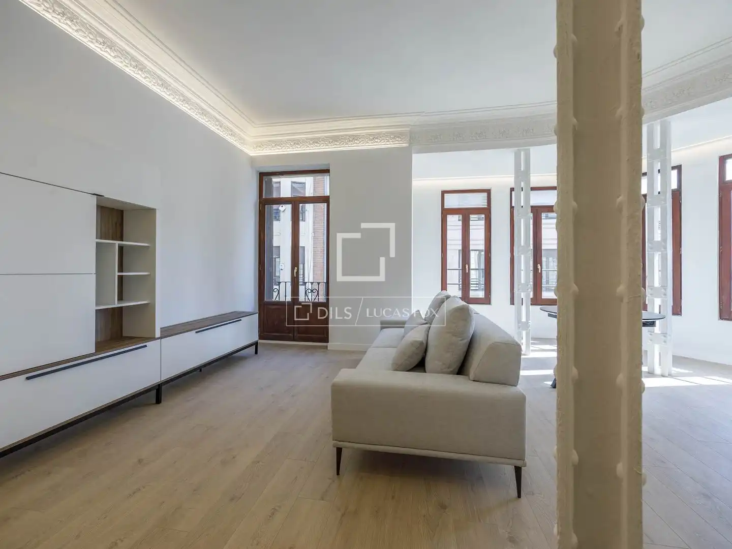 Flat with terrace to rent in Sant Joanet