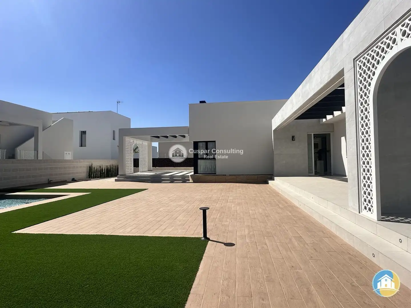Chalet con piscina en venta en Doña Pepa, imagen 3