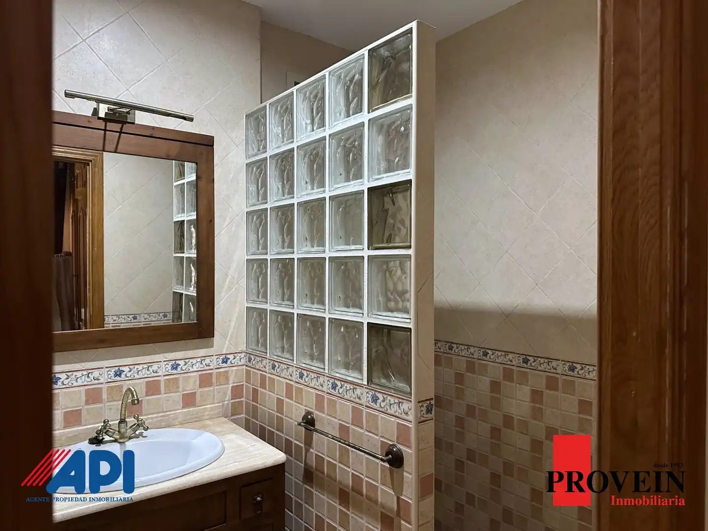 Bathroom of Houses for sale in Santa Cruz del Retamar  with Heating, Private garden and Parquet flooring