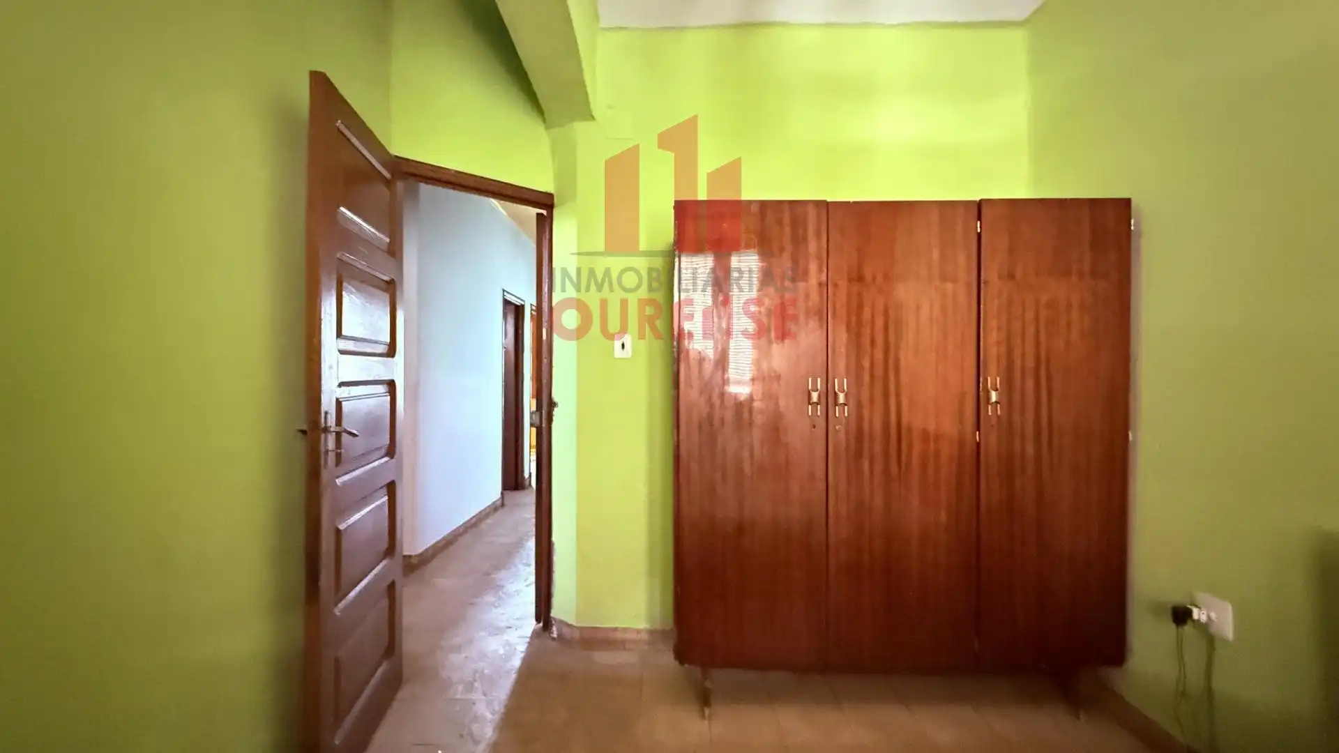 Bedroom of Buildings for sale in Ourense Capital 