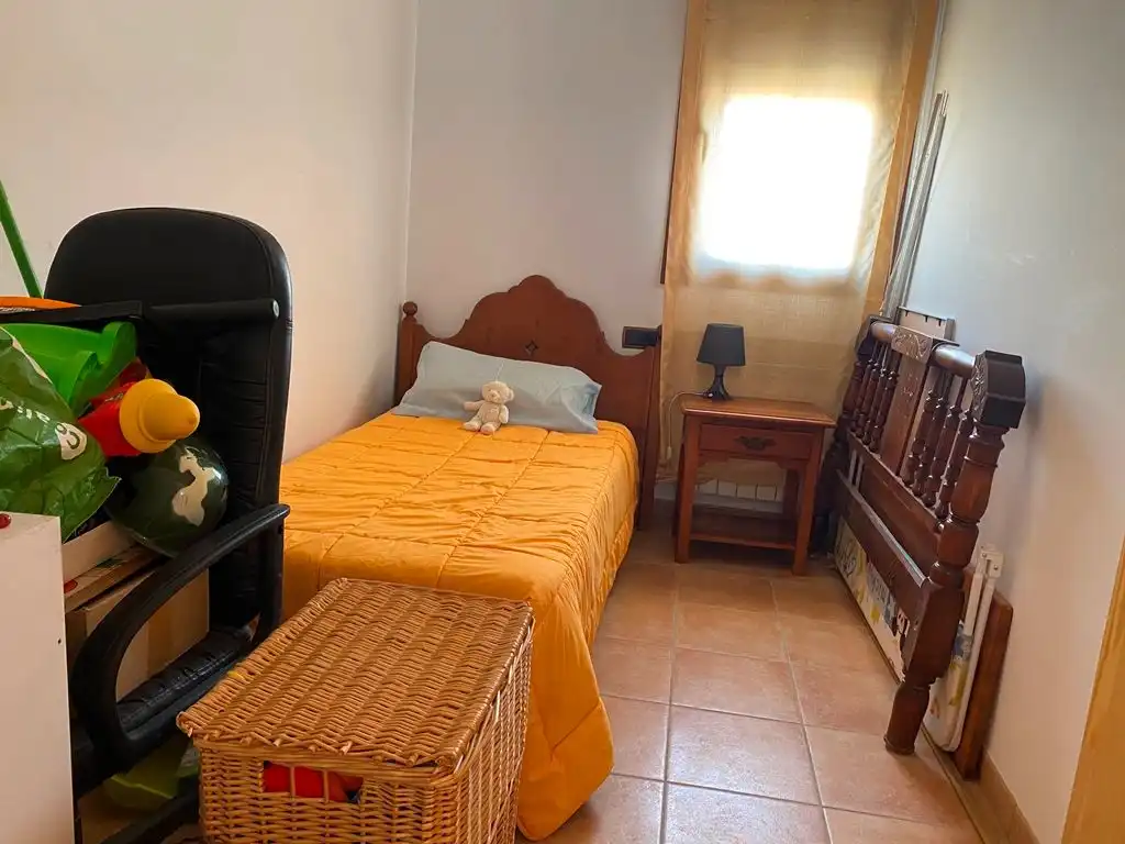 Dormitori de Casa o xalet en venda en Valjunquera amb Aire condicionat, Jardí privat i Terrassa