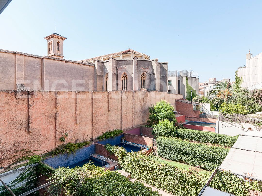 Jardí de Àtic de lloguer en  Barcelona Capital amb Aire condicionat, Calefacció i Parquet