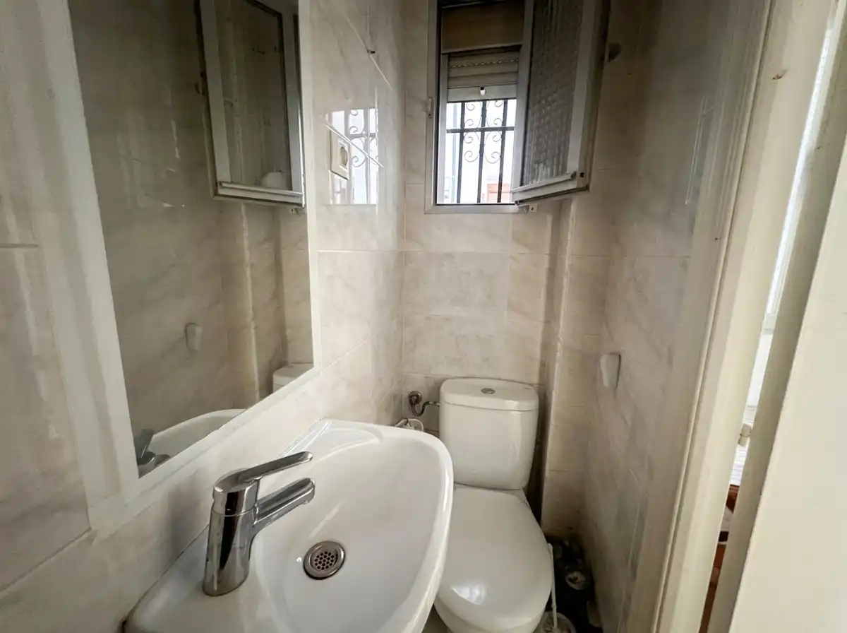 Bathroom of Flat for sale in Madrid  with Heating, Furnished and Washing machine