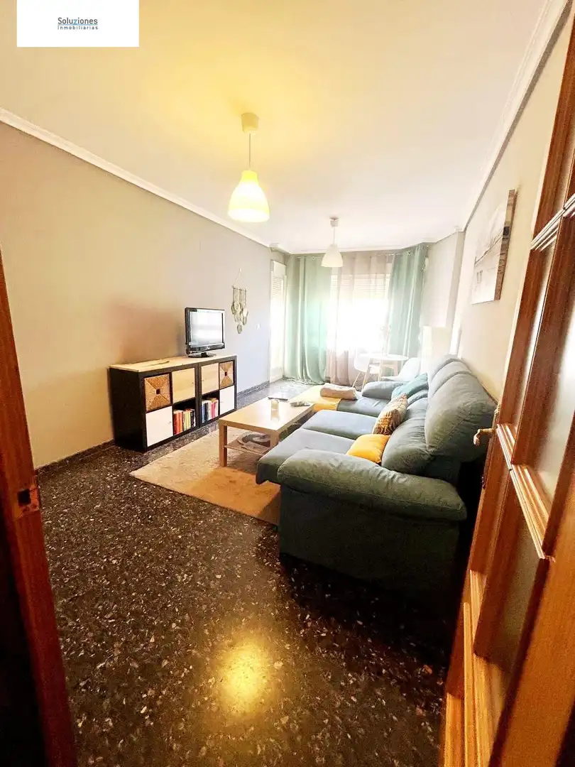 Sala de estar de Piso en venta en Albacete con Calefacción, Terraza y Trastero