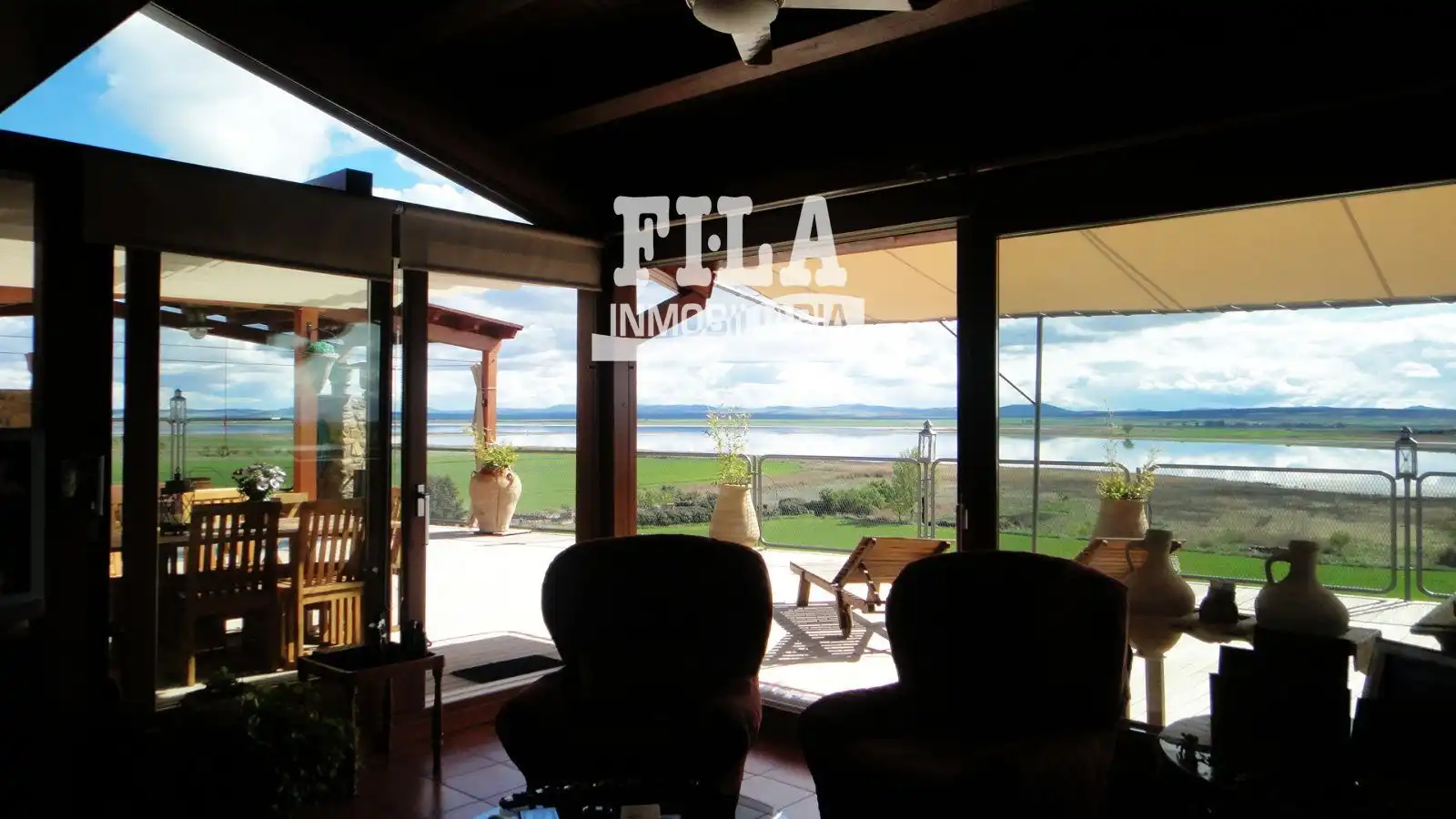Casa o chalet en venta en Gallocanta con Calefacción, Terraza y Amueblado