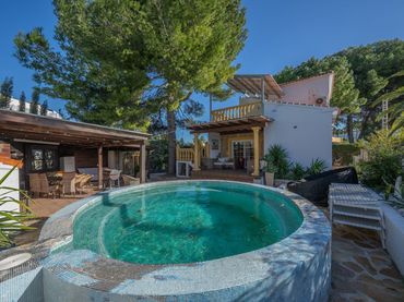 Villa avec balcon à vendre à Carr. de les Marines a Dénia