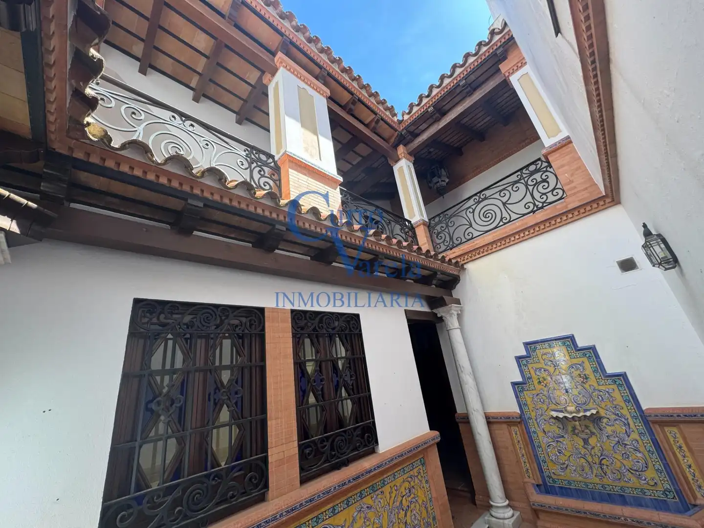 Exterior view of Houses for sale in Dos Hermanas  with Air Conditioner, Heating and Storage room