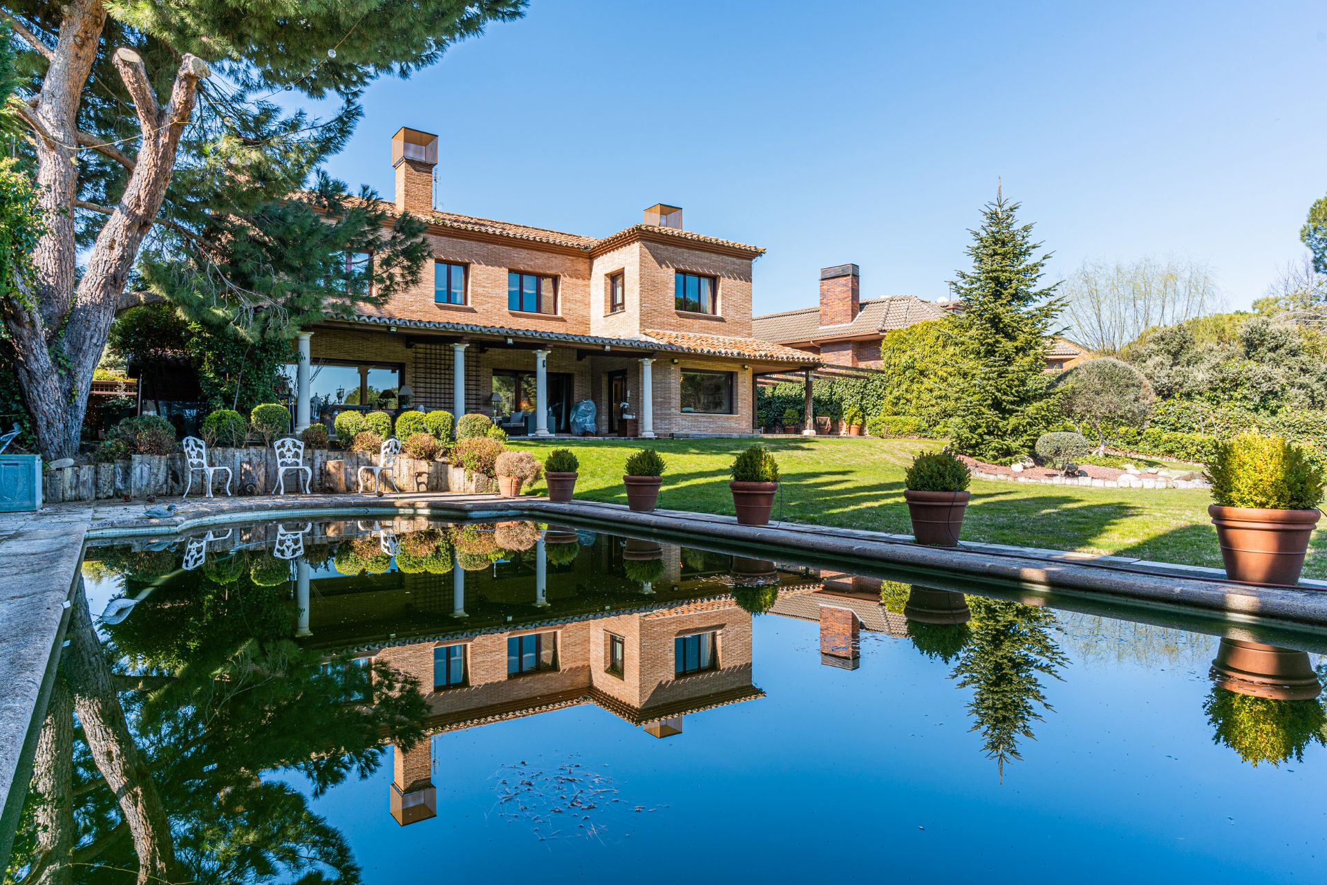 Jardí de Casa o xalet en venda en Majadahonda amb Aire condicionat, Calefacció i Jardí privat