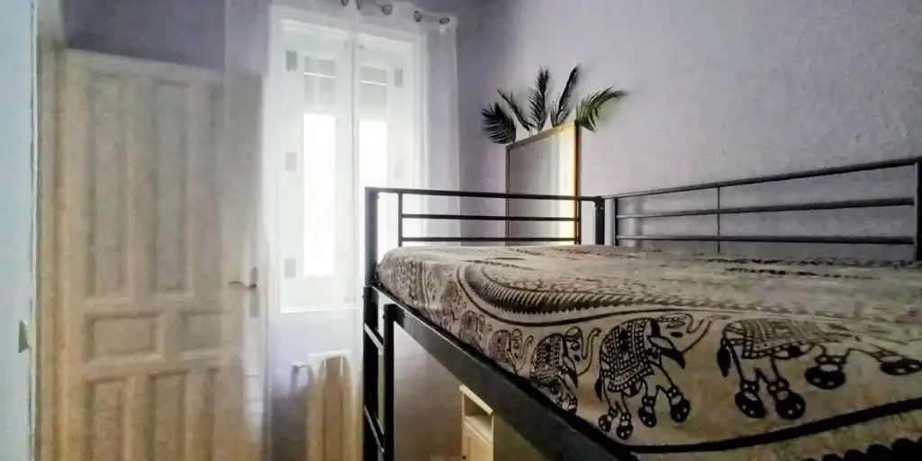 Habitación de Piso en venta en Madrid con Calefacción, Amueblado y Horno