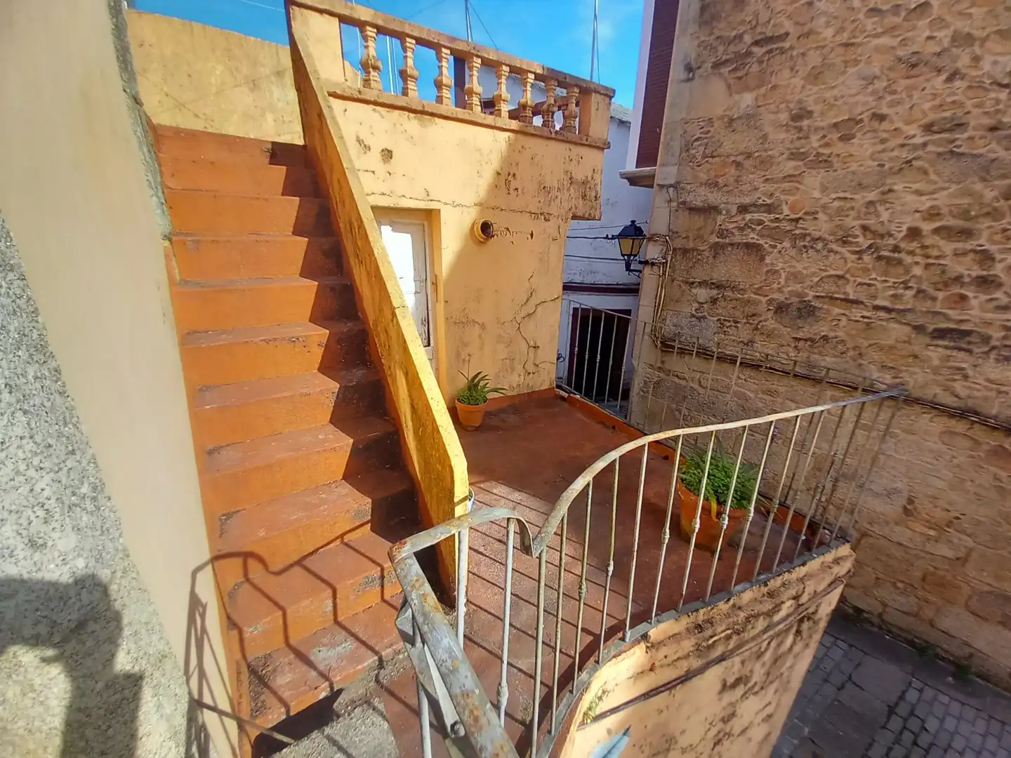 Balcony of Houses for sale in Ribeira  with Terrace, Storage room and Furnished