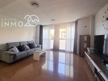 Piso con jardín en venta en Plaza Salvador Allende