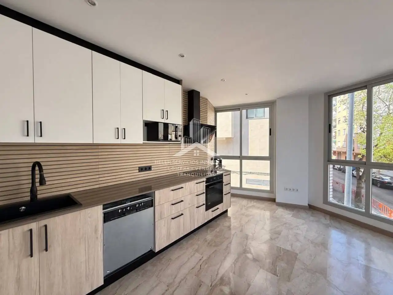 Cocina de Piso en venta en Castellón de la Plana / Castelló de la Plana con Aire acondicionado, Calefacción y Alarma