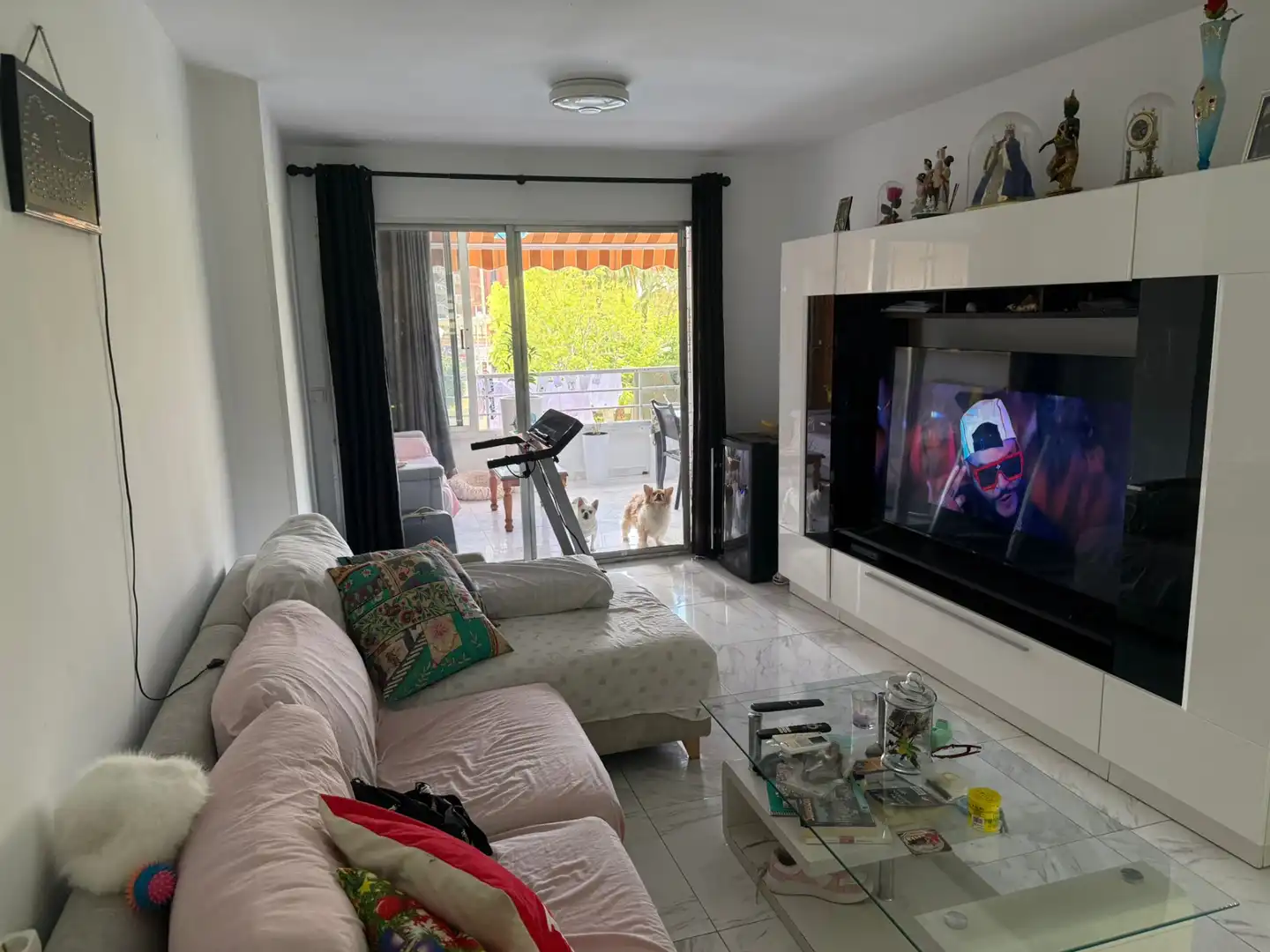 Sala de estar de Apartamento en venta en Benidorm con Aire acondicionado, Jardín privado y Amueblado