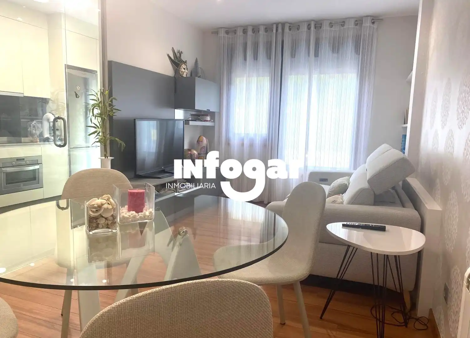 Wohnzimmer von Wohnung zur Miete in A Guarda   mit Heizung, Parkett und Abstellraum