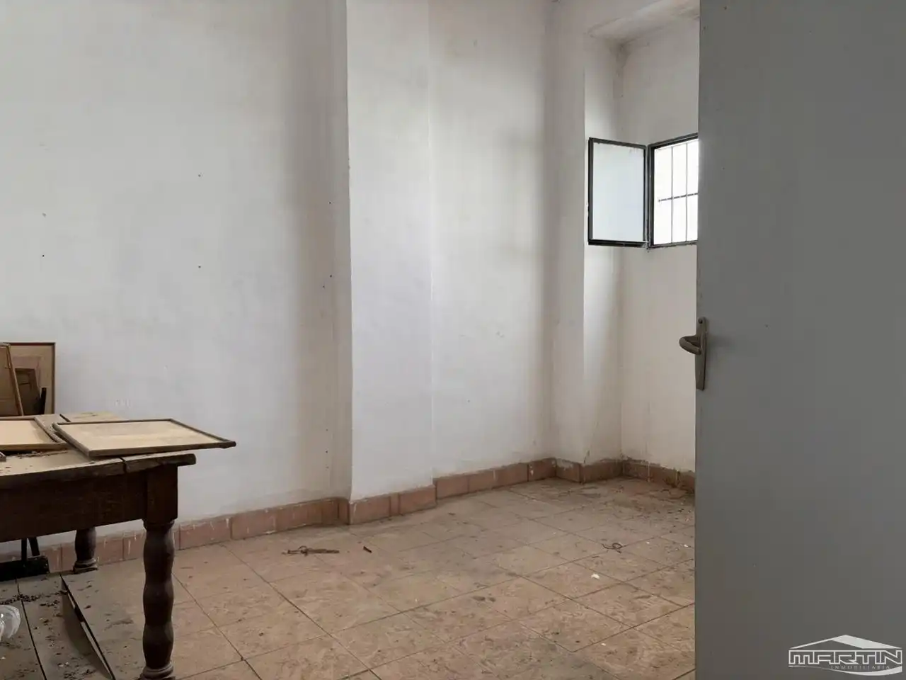 Edificio en venta en Cabra