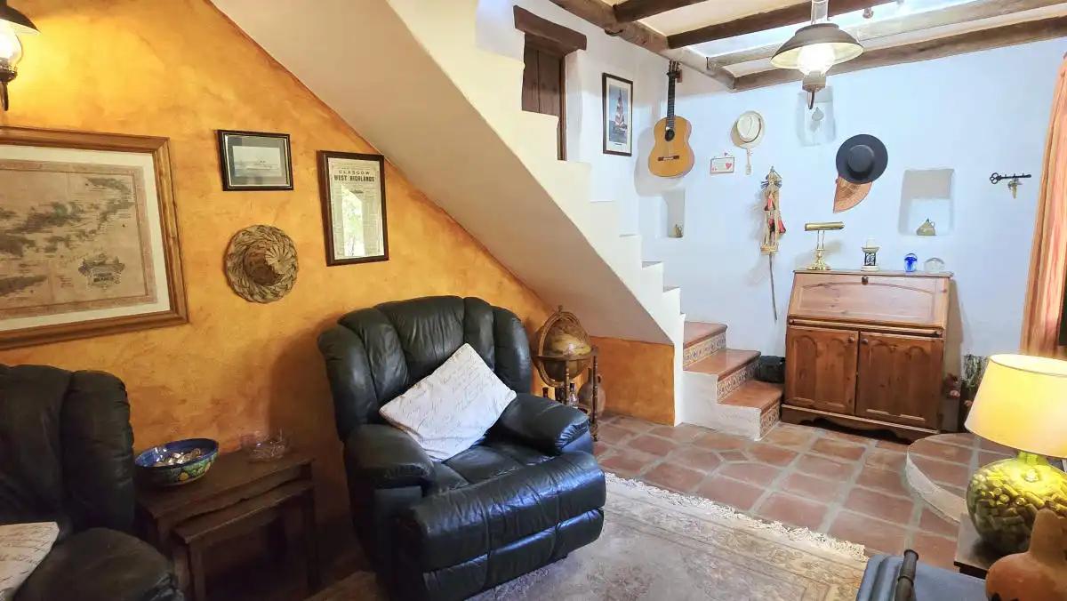 Casa rústica amb jardí en venda a Cómpeta, imagen 22
