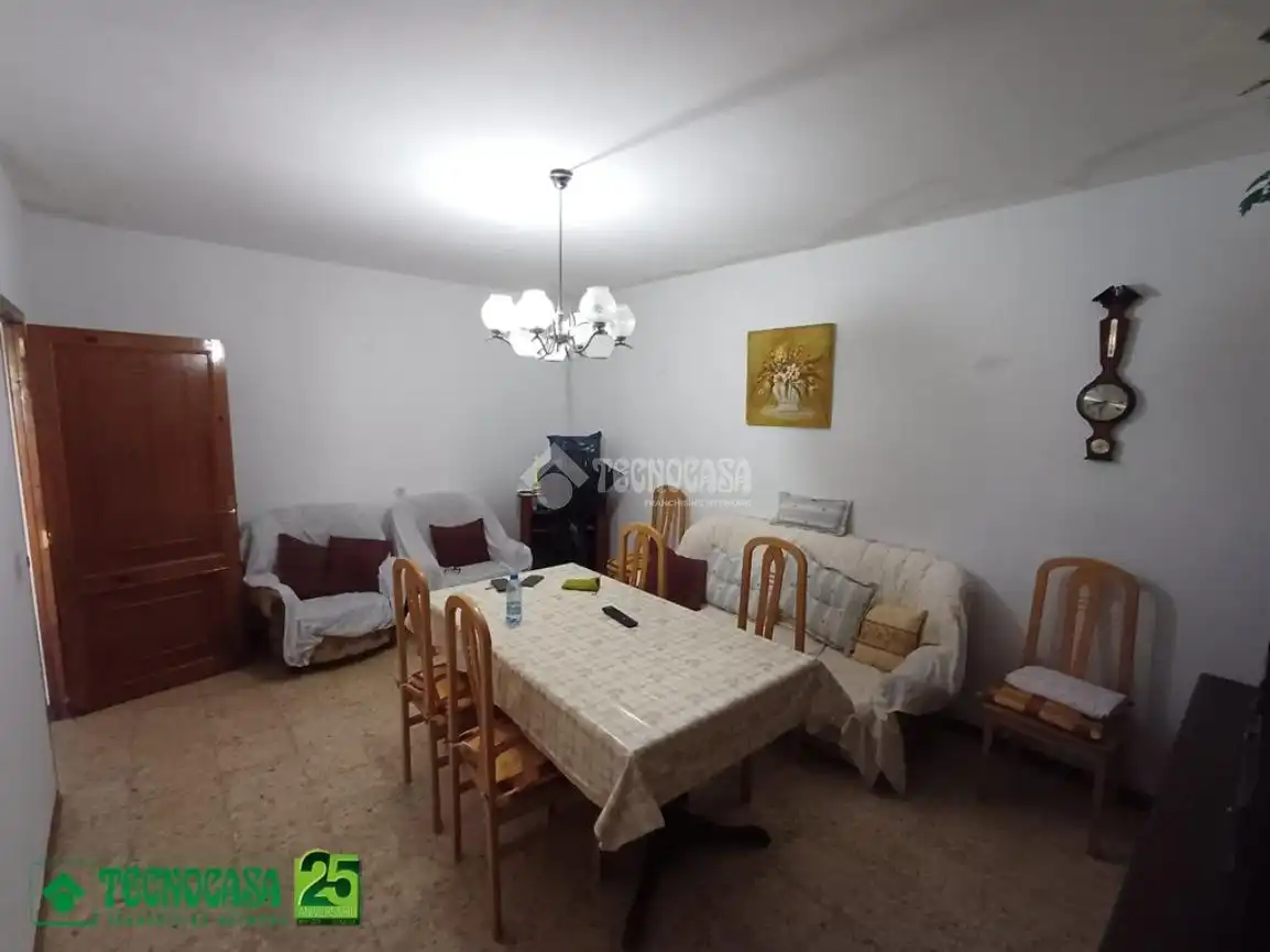Casa aparellada en venda a C. Orense, imagen 6