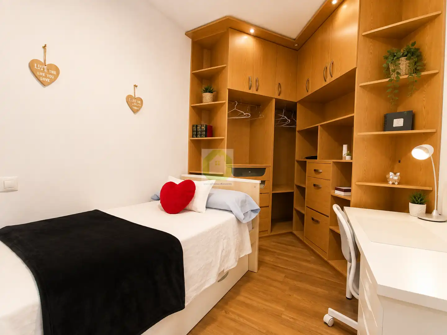 Schlafzimmer von Wohnung zur Miete in La Zubia mit Klimaanlage, Heizung und Möbliert