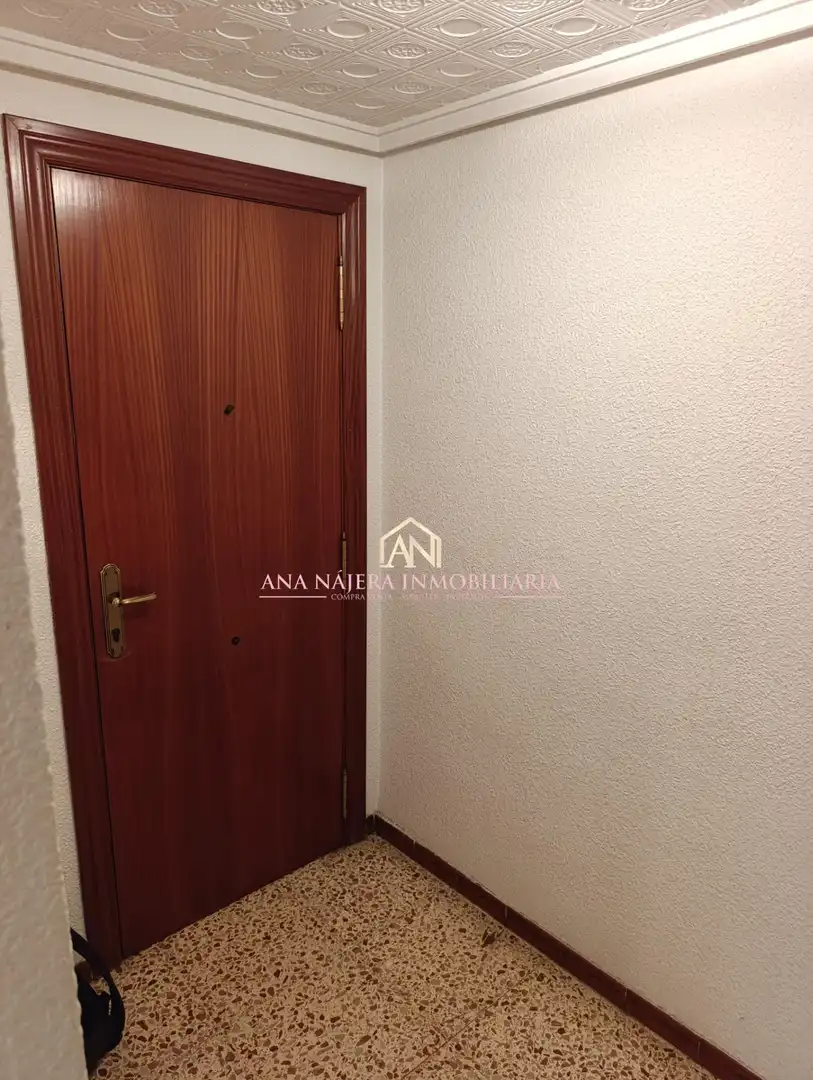 Flat for sale in Manises  with Air Conditioner