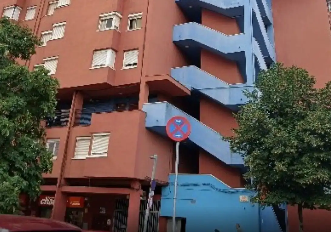 Vista exterior de Pis en venda en Sabadell