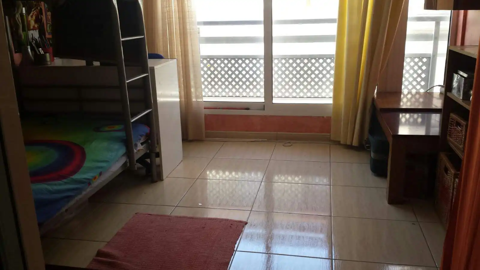 Habitación de Apartamento en venta en Granadilla de Abona con Amueblado, Balcón y Alarma