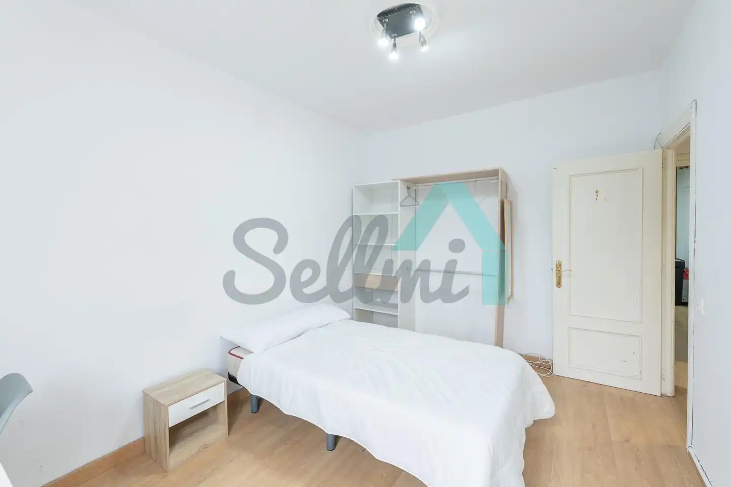 Bedroom of Flat for share in San Lázaro - Otero - Villafría