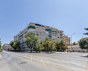 Exterior view of Flat for sale in  Granada Capital