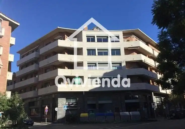 Local commercial à vendre à Sant Jordi