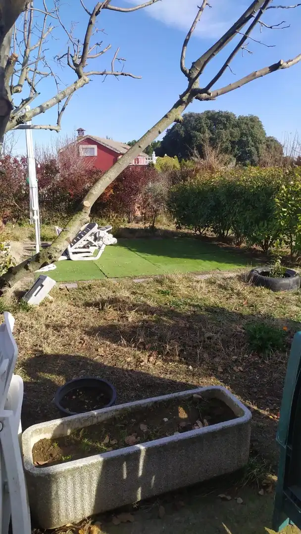 Garden of Houses for sale in Calvarrasa de Arriba  with Private garden and Furnished