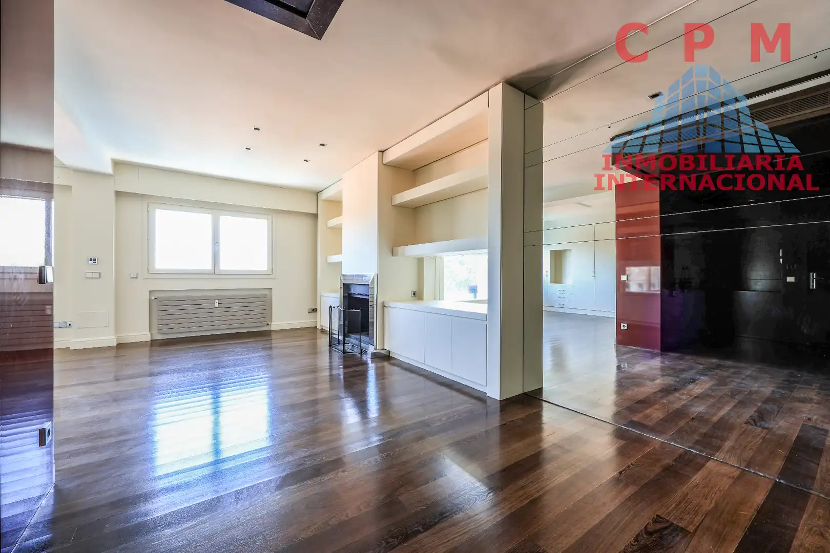 Sala d'estar de Dúplex de lloguer en Madrid amb Aire condicionat, Calefacció i Parquet