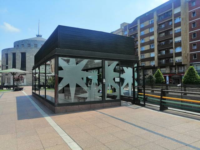 Garaje en Alquiler en Oviedo - PLAZA GESTA en Auditorio - Seminario - Parque de Invierno