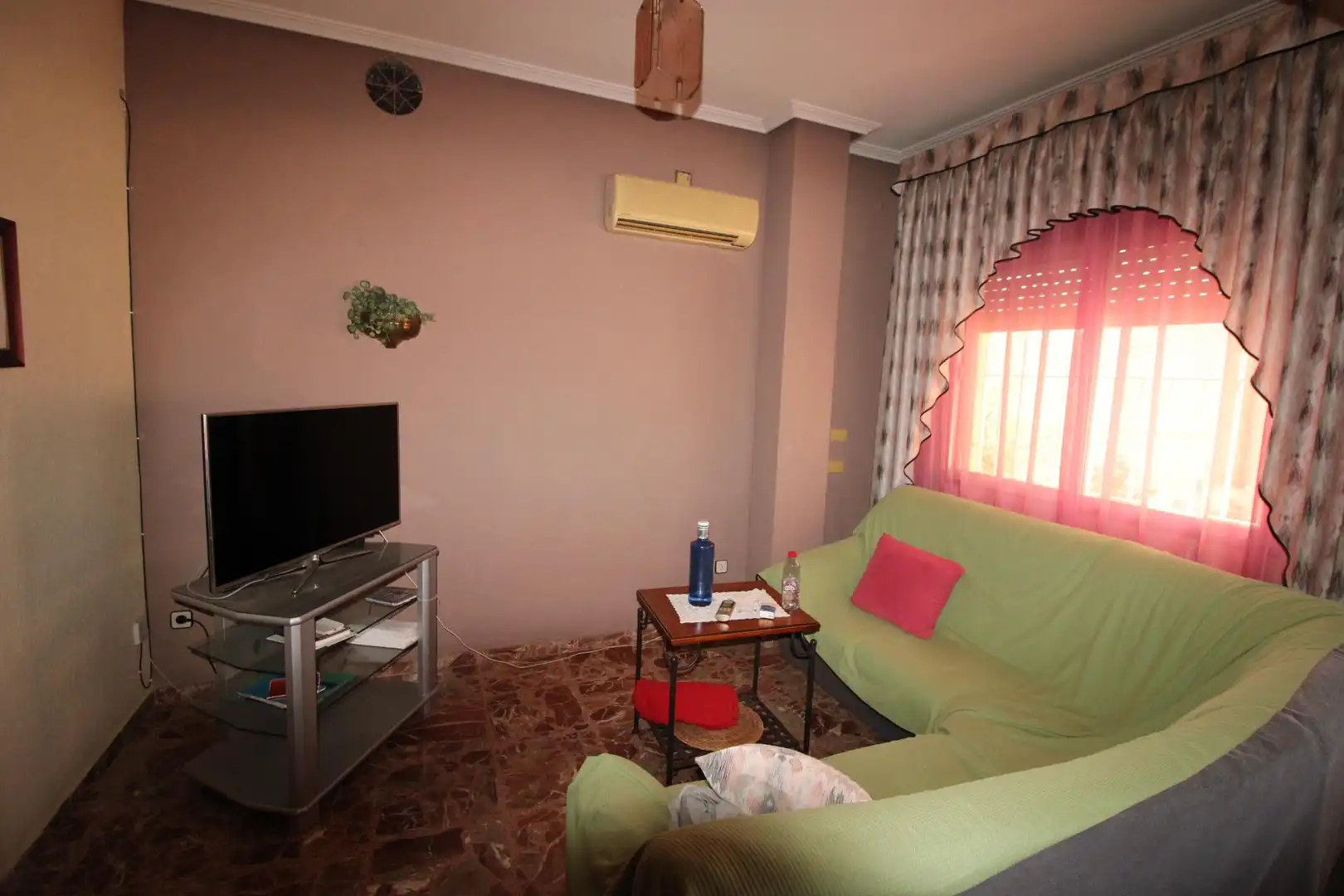 Sala de estar de Piso en venta en Pedanías Oeste