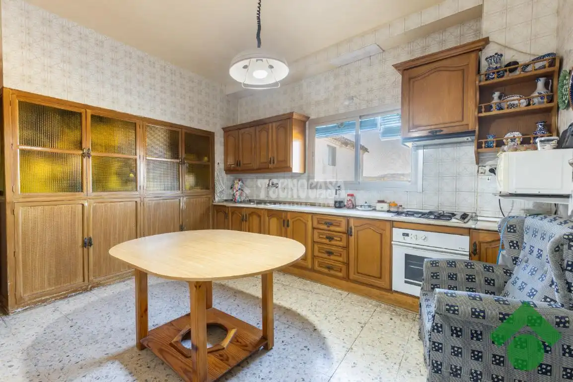 Cocina de Finca rústica en venta en Cijuela