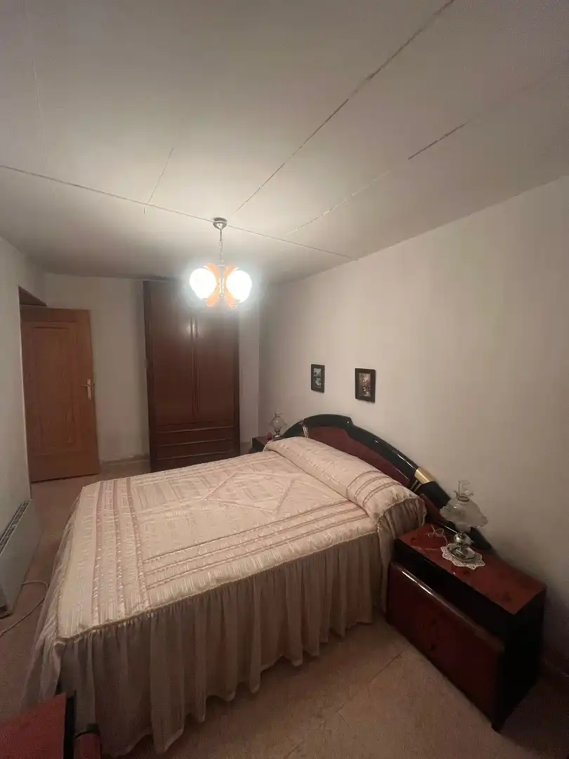 Habitación de Casa o chalet en venta en Pedrosa del Rey con Calefacción, Jardín privado y Terraza
