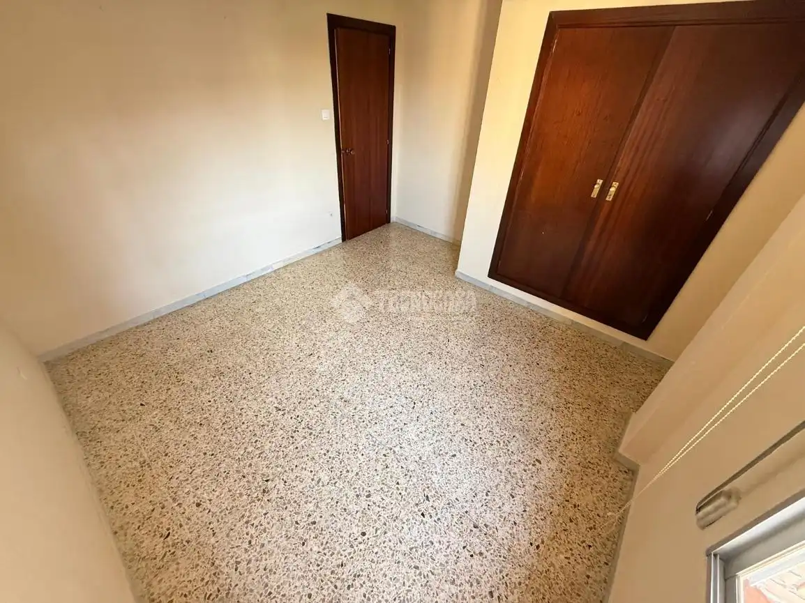 Piso en venta en Zaragoza con Calefacción y Balcón
