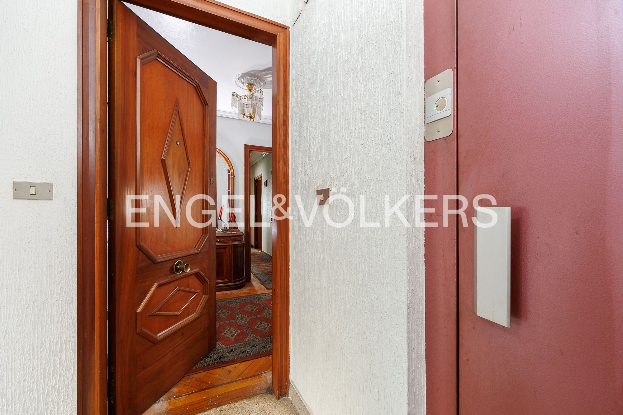 Apartament en venda en Vigo  amb Calefacció, Parquet i Terrassa