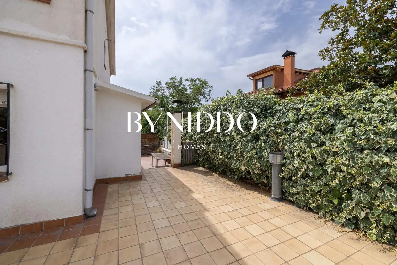 Terrassa de Casa o xalet en venda en Sant Cugat del Vallès amb Jardí privat, Terrassa i Traster