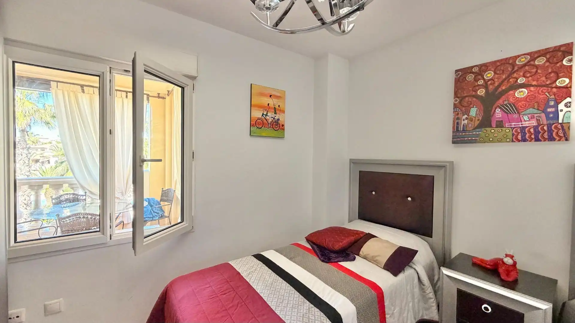 Habitación de Apartamento en venta en Torrevieja con Aire acondicionado, Terraza y Amueblado