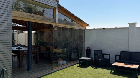 Foto 3 de Casa adosada en venta en Valverde de la Virgen, León