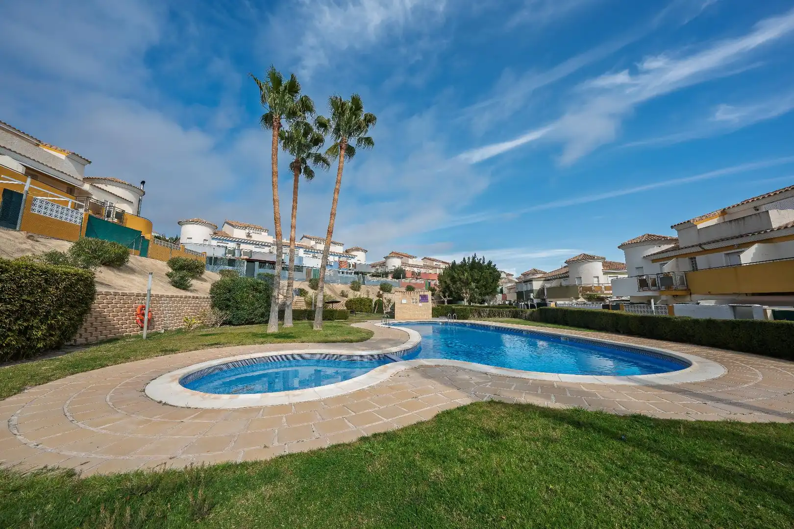 Jardín de Casa o chalet en venta en Finestrat con Aire acondicionado, Calefacción y Jardín privado