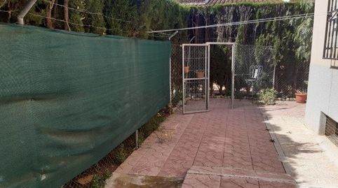 Casa vallada en la ciudad, image 3