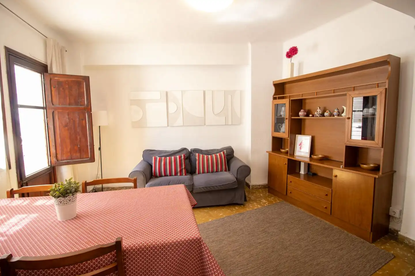 Living room of Flat for rent in Valencia  with Terrace and Furnished