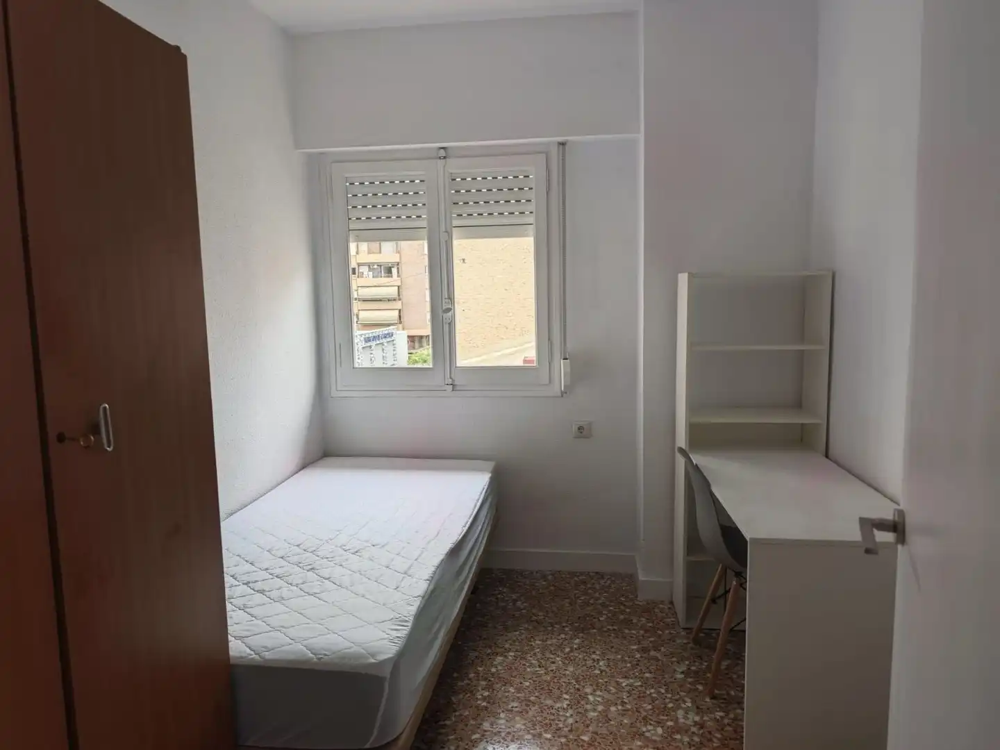 Schlafzimmer von Wohnung zur Miete in Alicante / Alacant mit Heizung, Terrasse und Möbliert