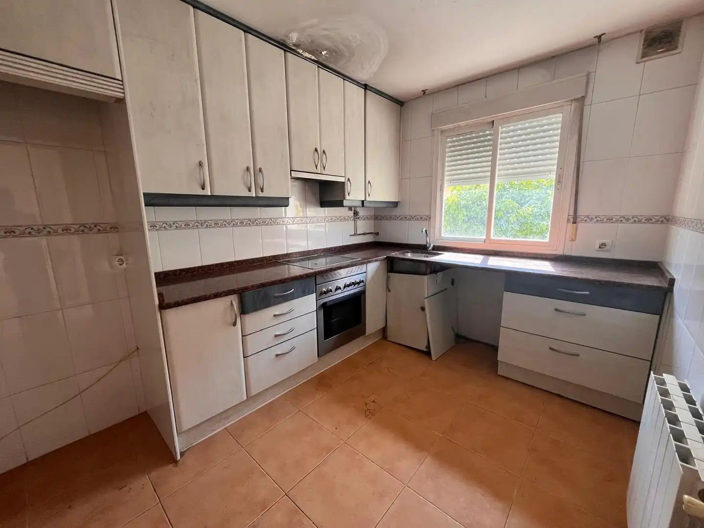 Cuina de Apartament en venda en Olías del Rey amb Jardí privat