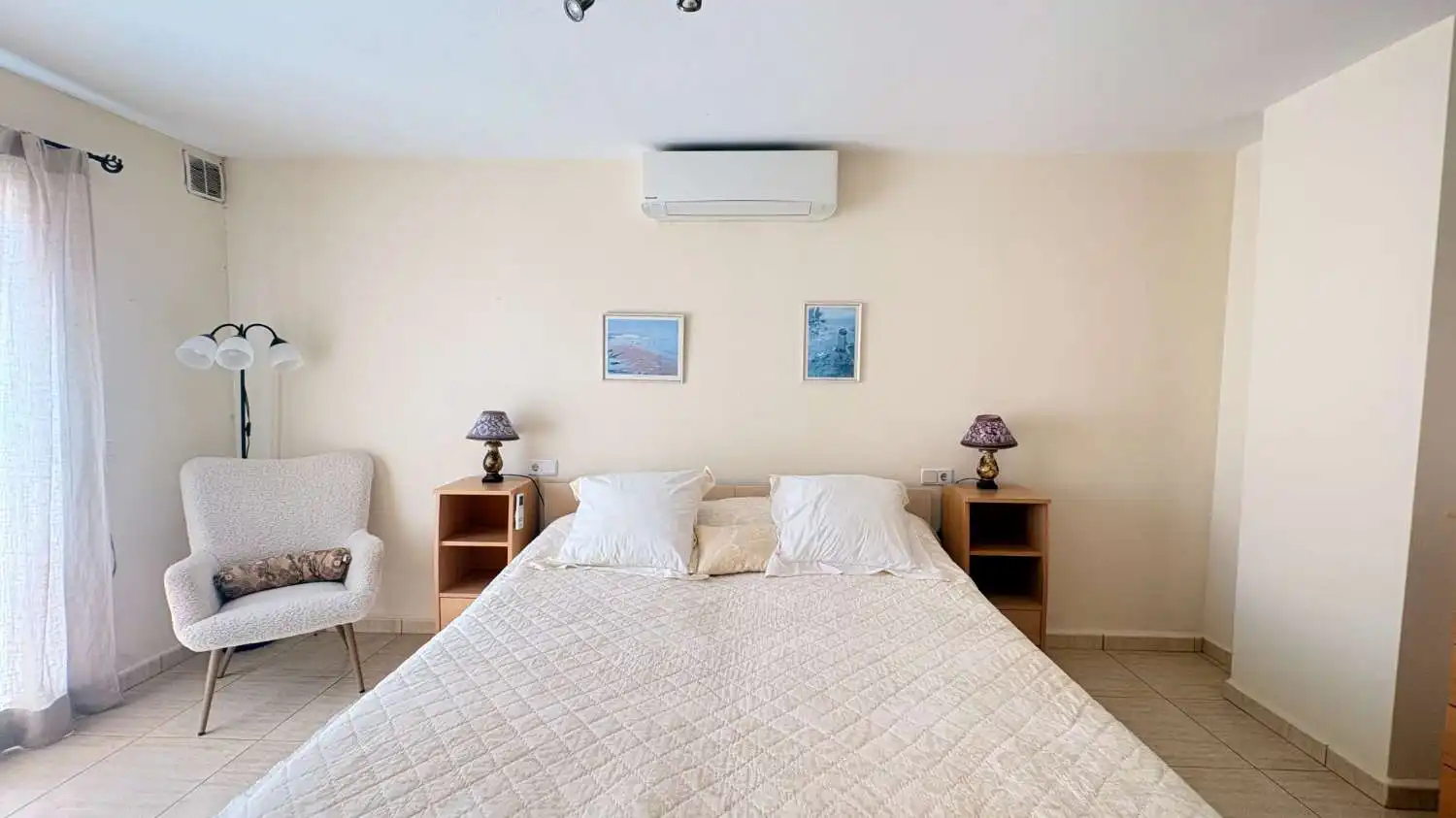 Dormitori de Casa o xalet en venda en Orihuela amb Aire condicionat, Calefacció i Terrassa