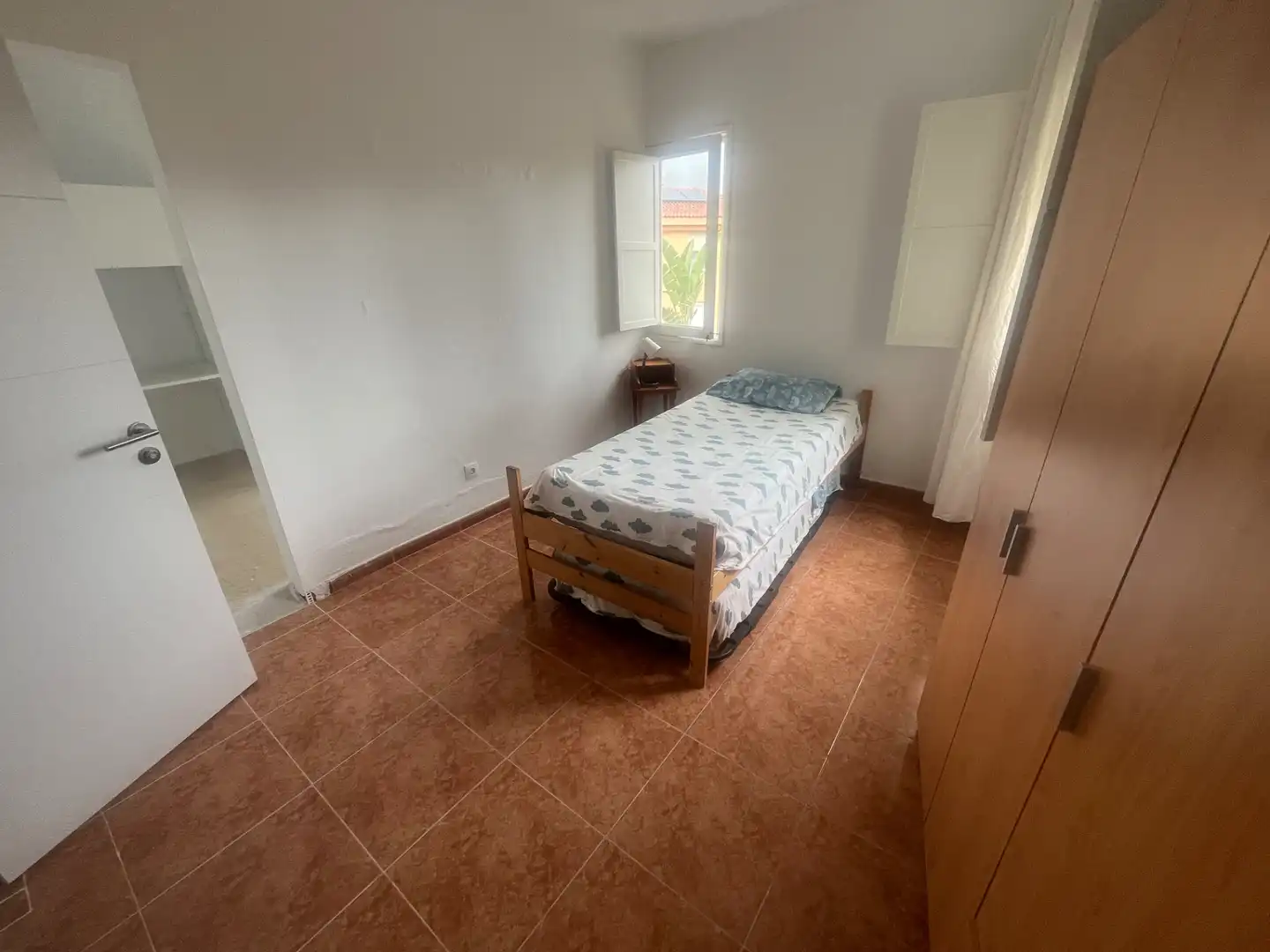 Room in Calle Músico Juan Reyes de Armas, Tafira