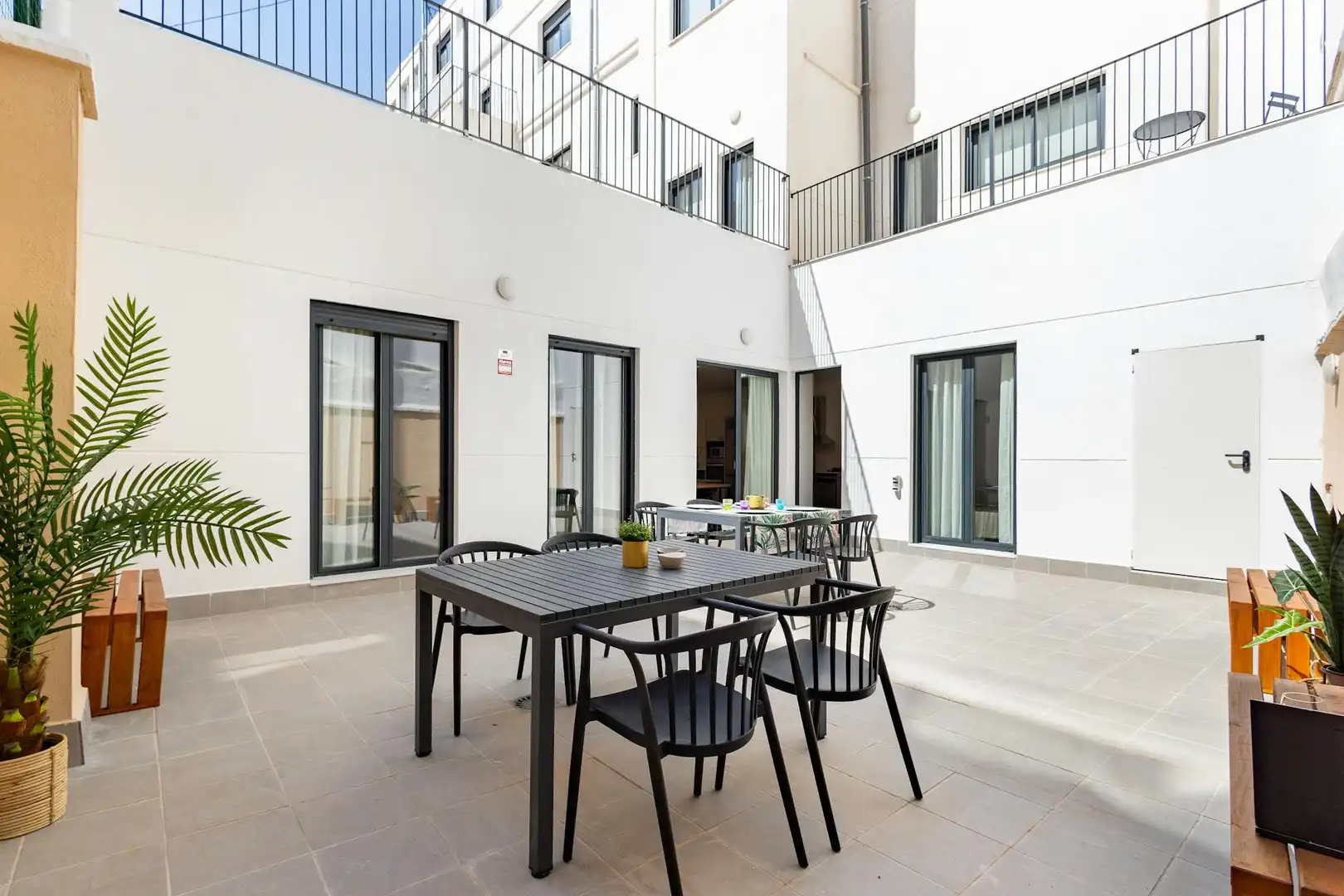 Terraza de Piso para compartir en Valencia con Aire acondicionado, Calefacción y Amueblado